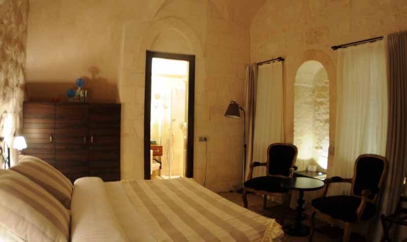 Shmayaa Hotel